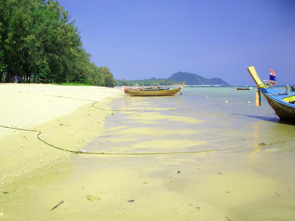 Coconut Paradise Holiday Villas Пхукет Номер фото