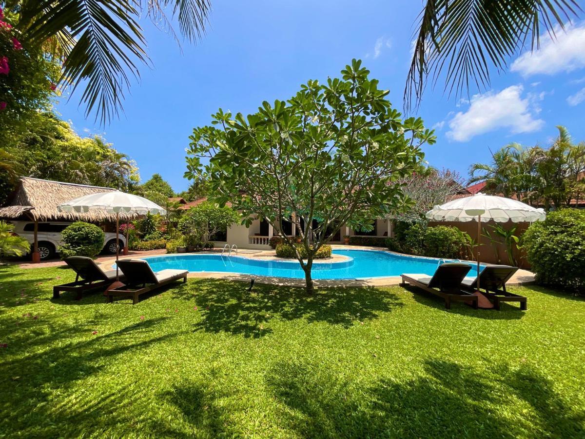 Coconut Paradise Holiday Villas Пхукет Экстерьер фото
