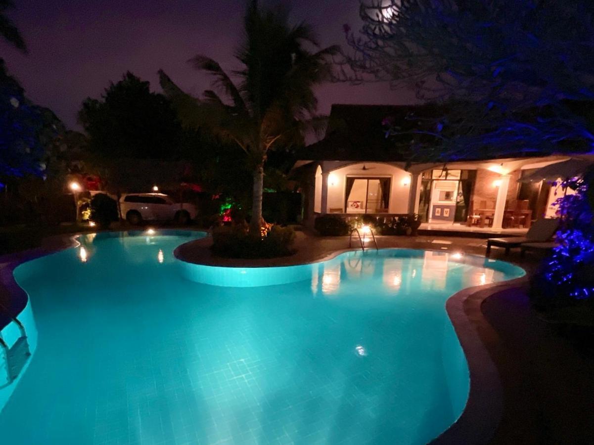 Coconut Paradise Holiday Villas Пхукет Экстерьер фото