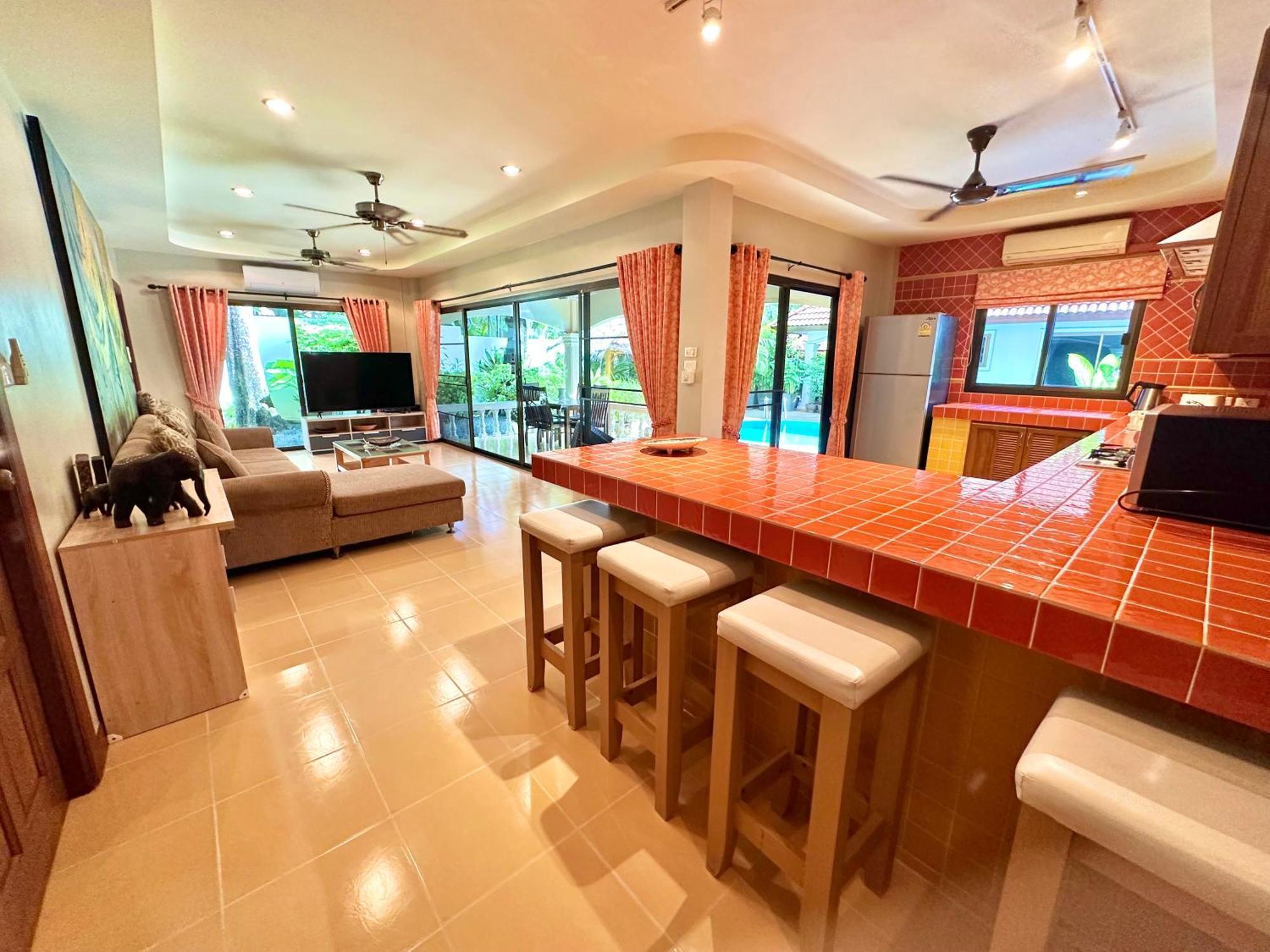 Coconut Paradise Holiday Villas Пхукет Экстерьер фото