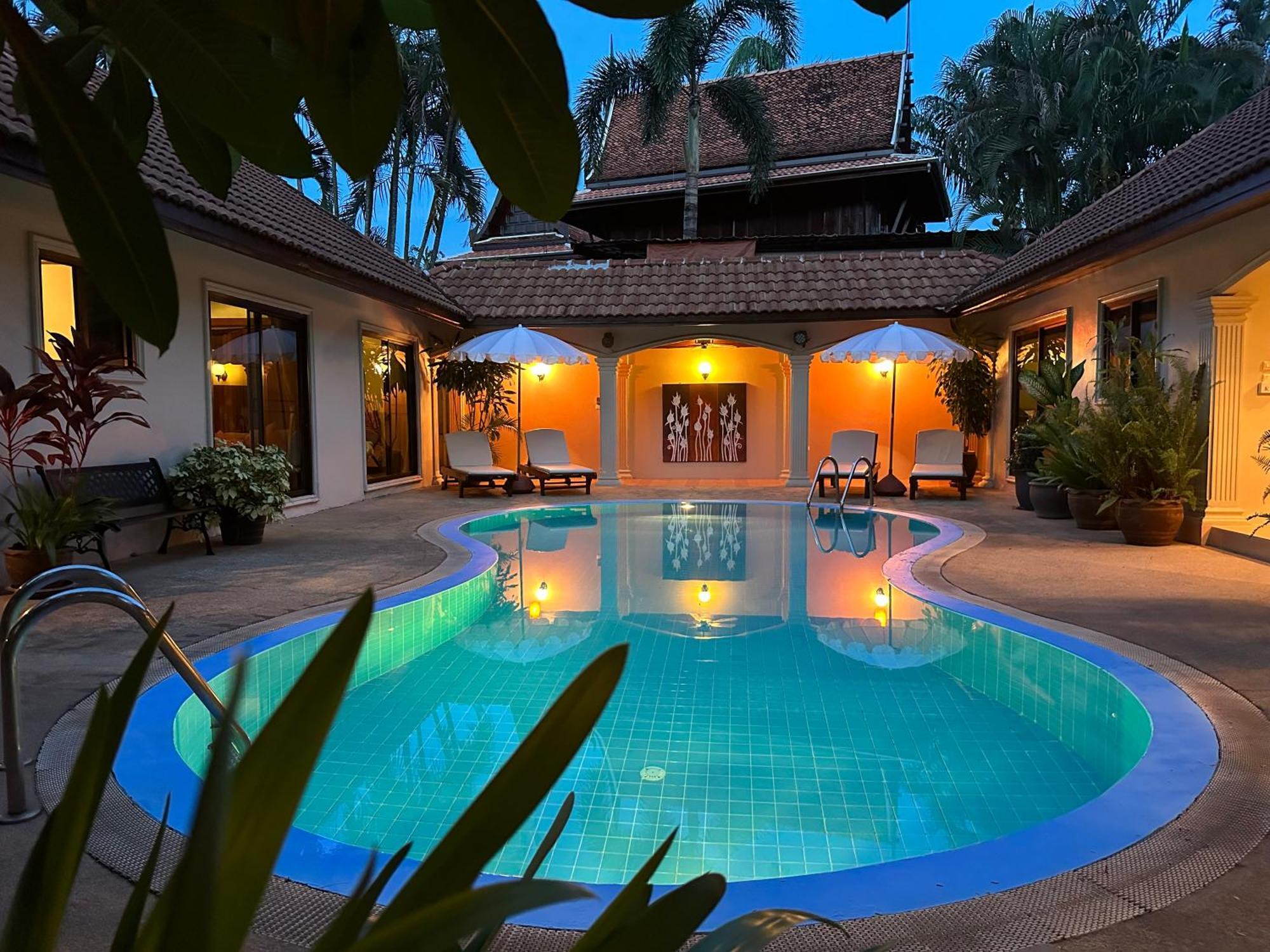 Coconut Paradise Holiday Villas Пхукет Экстерьер фото