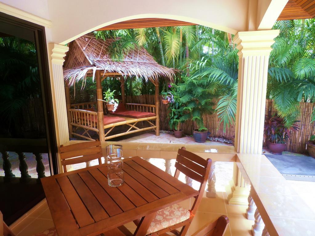 Coconut Paradise Holiday Villas Пхукет Номер фото